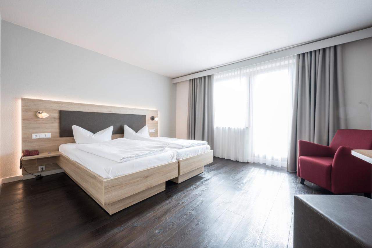 Landhotel Traube Констанц Экстерьер фото